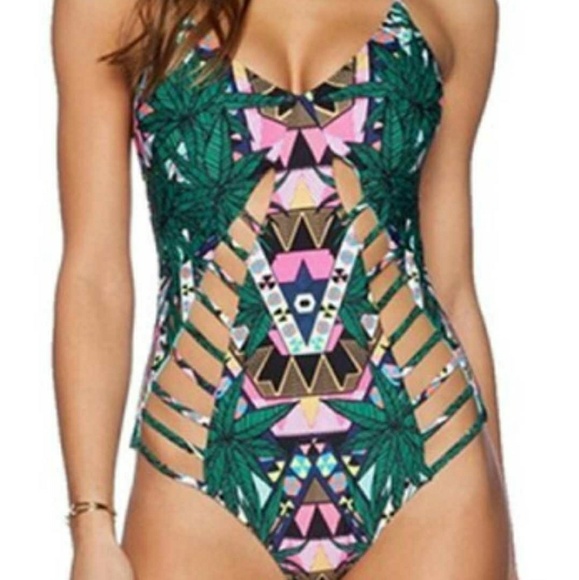 🎉Host Pick🎉 Aztec monokini - Picture 3 of 4